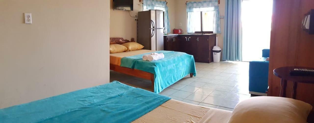 Popeye'S Beach Resort San Pedro  Eksteriør bilde
